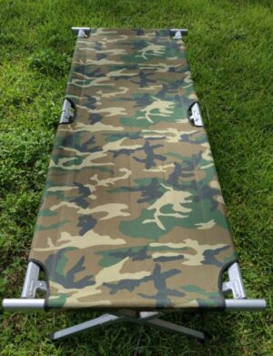 Grizzly Outdoors - Steel Frame CAMO Camp Cot with CAMO Carry Bag 250 LB Capacity Steel Frame-9911