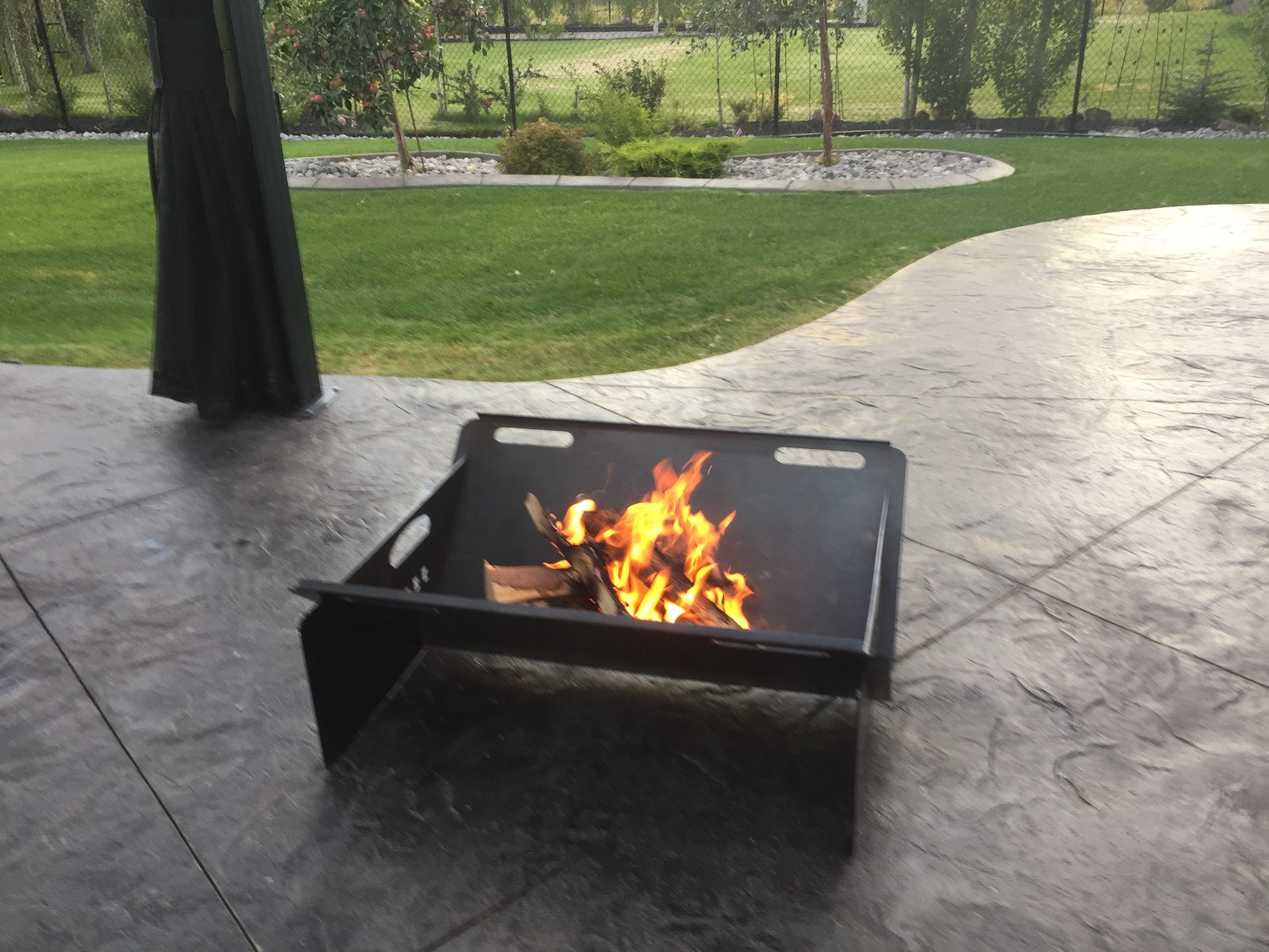Solid Steel Plate Wood Fire Pit – 32″ x 25″-7945