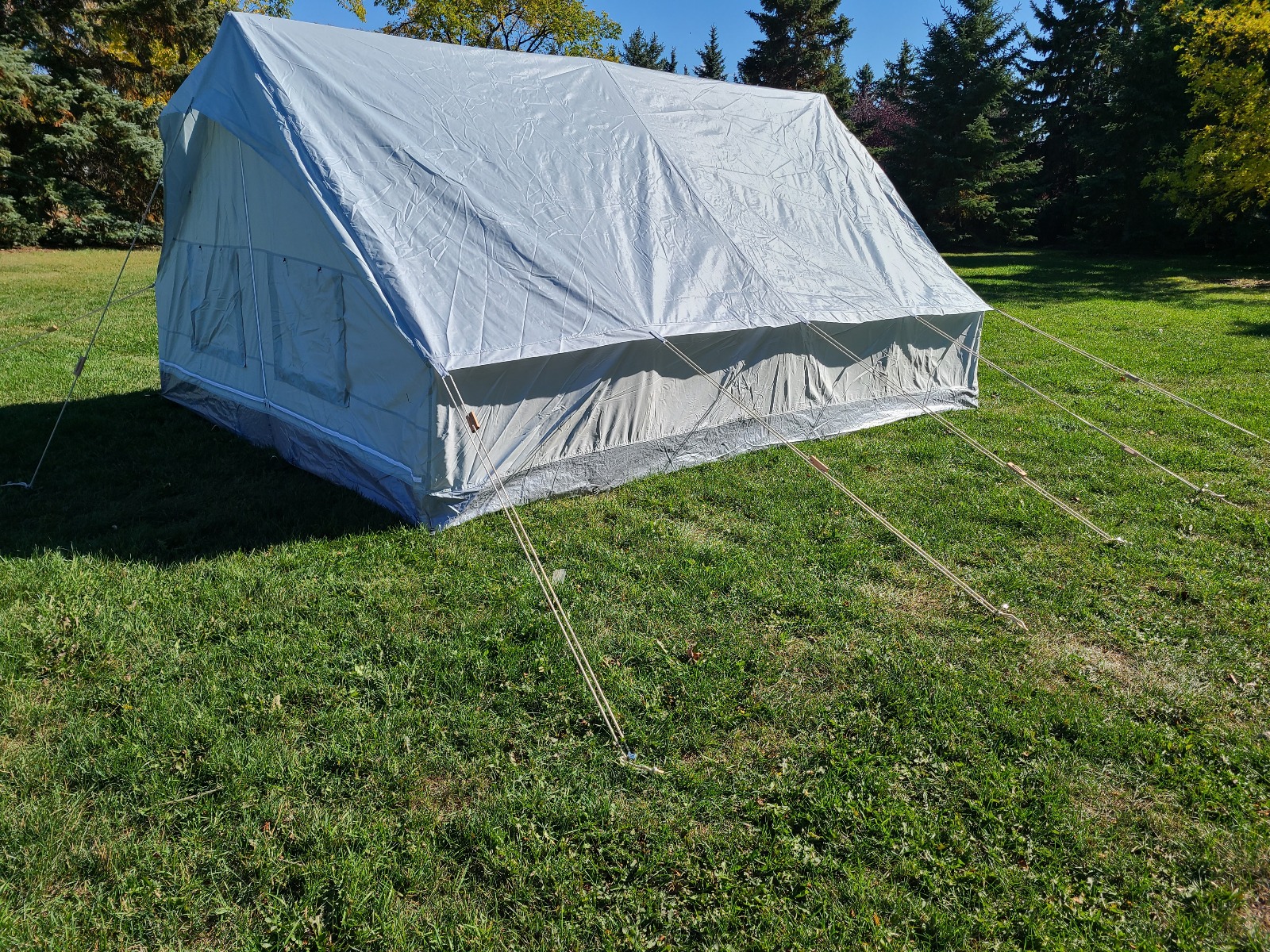 8 Person Large All Season Tent – 13′ x 9.8′-11049