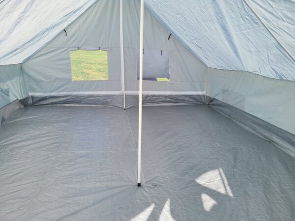 8 Person Large All Season Tent - 13' x 9.8'-11052