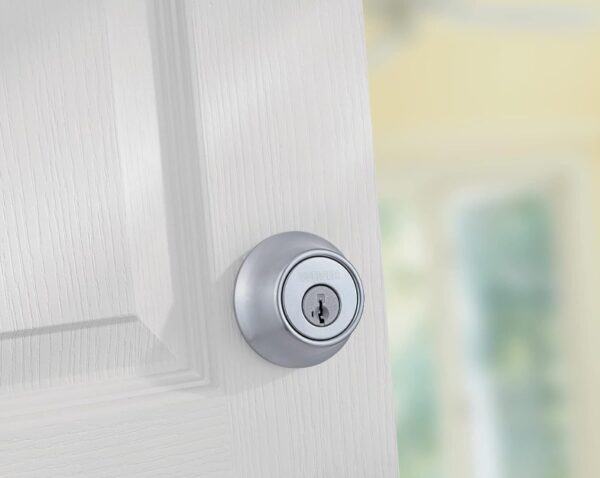 Weiser Elements Satin Chrome Round Deadbolt Lock, ANSI/BHMA Grade 3 Certified Front Door Lock, Kick Proof, Bump Proof & Anti-theft Exterior Door Lock with Key, Traditional Door Locks for Entry Door-13995